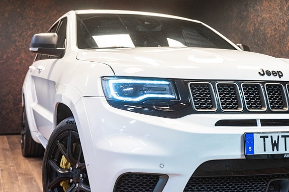 Jeep Grand Cherokee 4 of 30