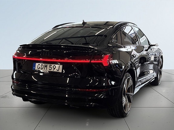 Audi e-tron Sportback 6 of 21