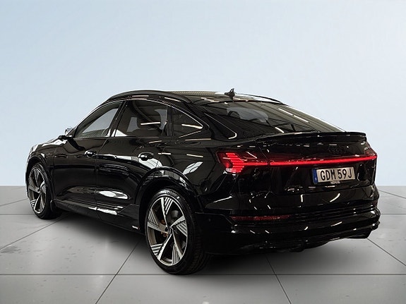 Audi e-tron Sportback 5 of 21