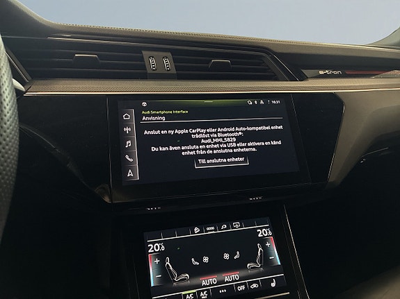 Audi e-tron Sportback 15 of 21