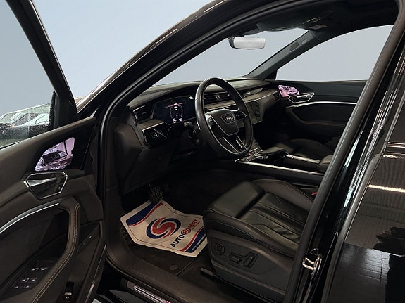 Audi e-tron Sportback 7 of 21
