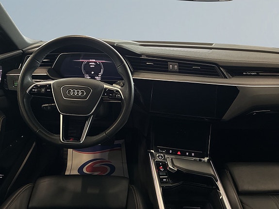 Audi e-tron Sportback 8 of 21