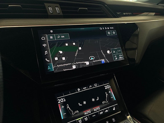 Audi e-tron Sportback 18 of 21