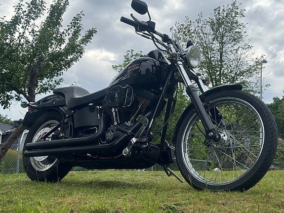 Harley-Davidson Nighttrain 1.4 Twin Cam 88 Night Train FXSTB 2 of 5