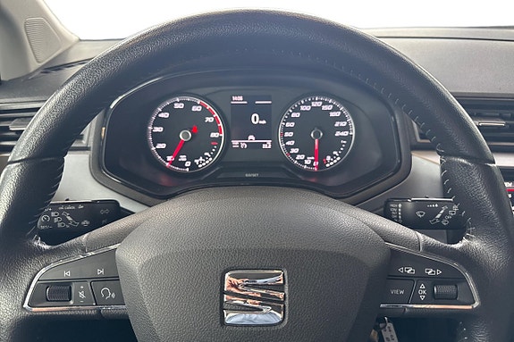 Seat Arona 13 of 23