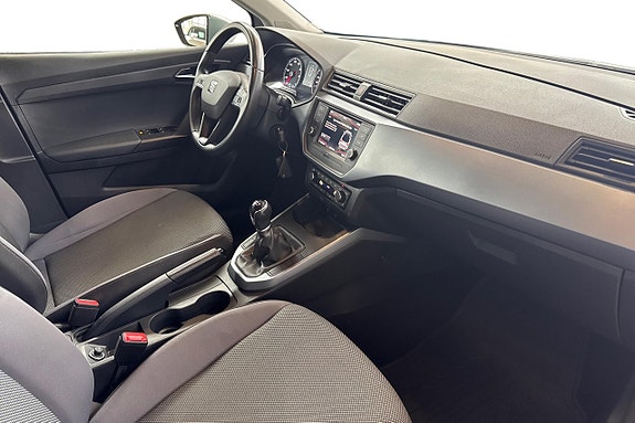 Seat Arona 15 of 23