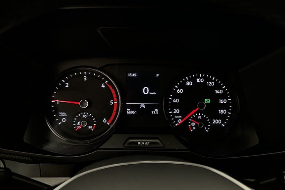 Volkswagen Crafter 17 of 30