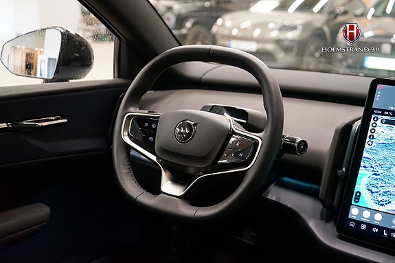 Volvo EX30 13 of 26