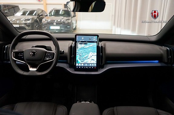 Volvo EX30 12 of 26