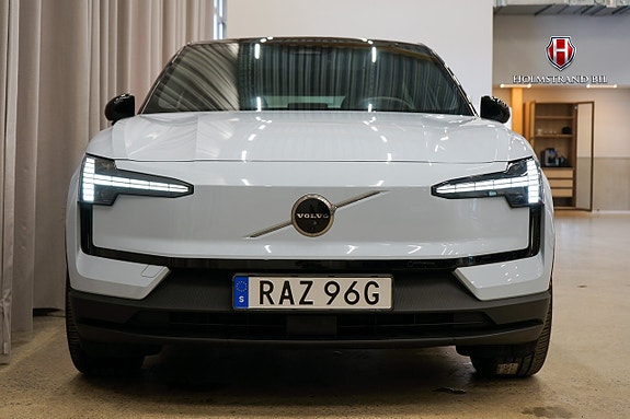 Volvo EX30 4 of 26