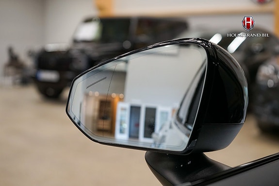 Volvo EX30 22 of 26