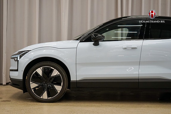 Volvo EX30 6 of 26