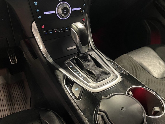 Ford Edge 8 of 11
