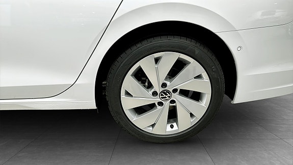 Volkswagen Golf I 6 of 12