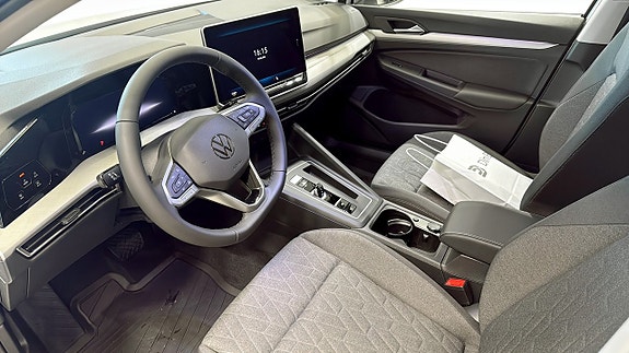 Volkswagen Golf I 7 of 12