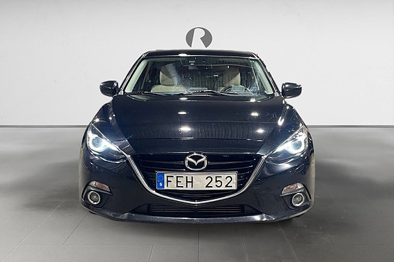 Mazda 3 10 of 17