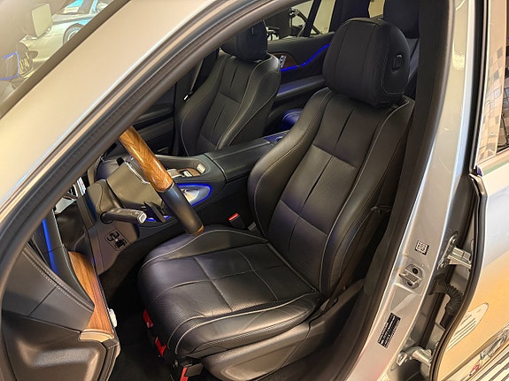 Mercedes-Benz GLS350 d 18 of 30