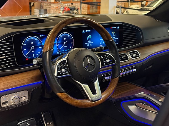 Mercedes-Benz GLS350 d 22 of 30