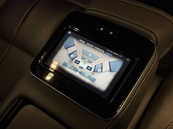 Mercedes-Benz GLS350 d 14 of 30