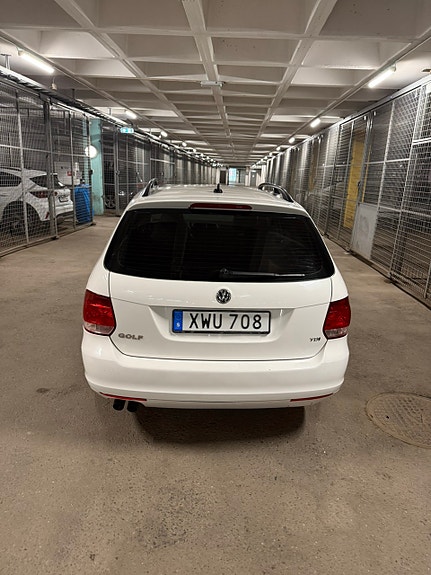 Volkswagen Kombi 4 of 4