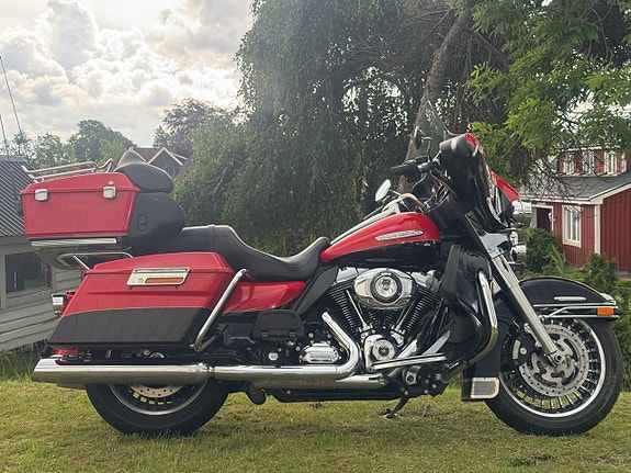 Harley-Davidson Electra Glide Ultra Limited 1.7 Flhtk Electraglide 3 of 5