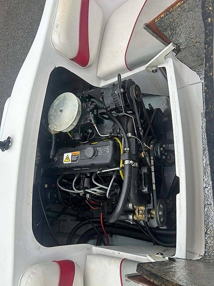 Four Winns Horizont 170  Volvo Penta 3,0L -00 bud 8 of 8