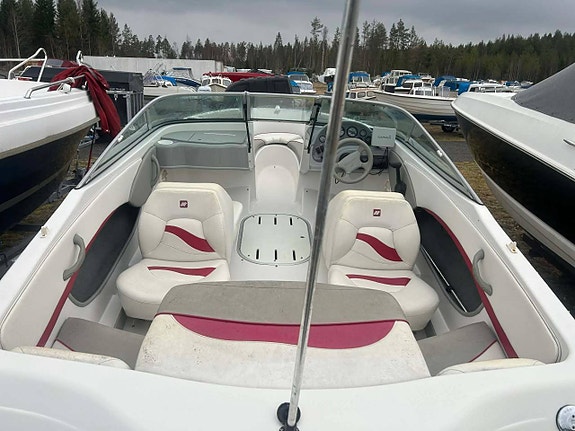 Four Winns Horizont 170  Volvo Penta 3,0L -00 bud 7 of 8