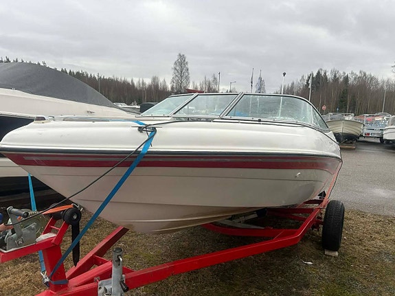 Four Winns Horizont 170  Volvo Penta 3,0L -00 bud 2 of 8