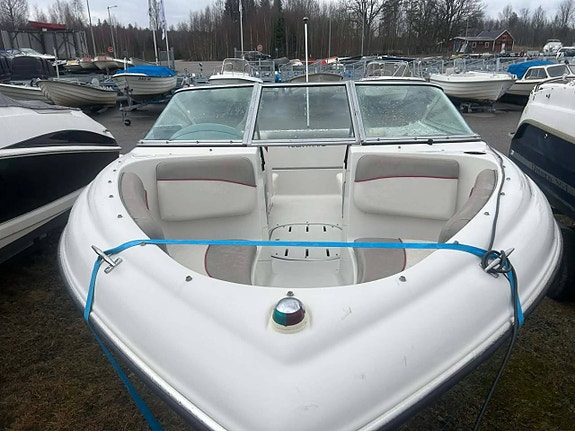 Four Winns Horizont 170  Volvo Penta 3,0L -00 bud 5 of 8