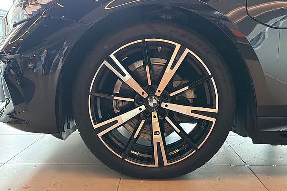 BMW 530e 21 of 21