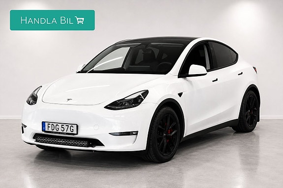 Tesla Model Y 4 of 5