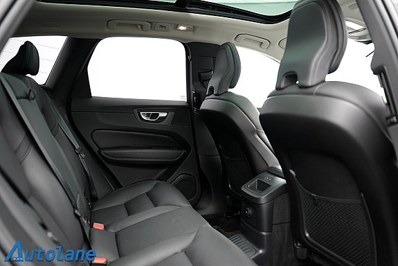 Volvo XC60 26 of 28