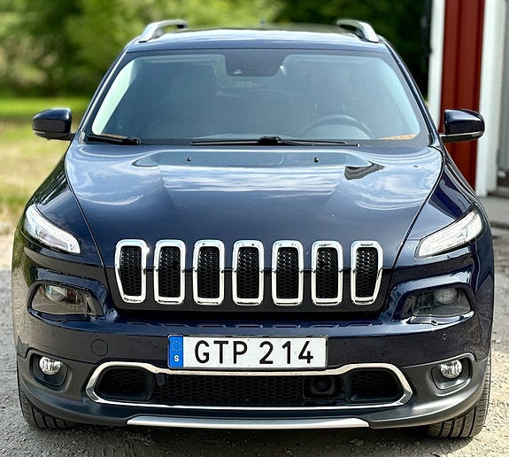 Jeep Cherokee 2 of 5