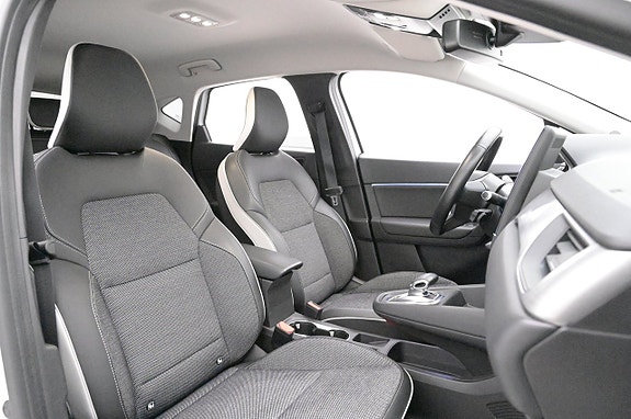 Renault Captur 12 of 27