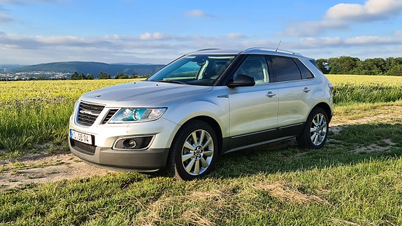 Saab 9-4X 2 of 5