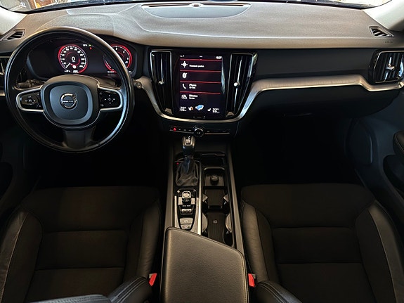 Volvo V60 Cross Country 15 of 30