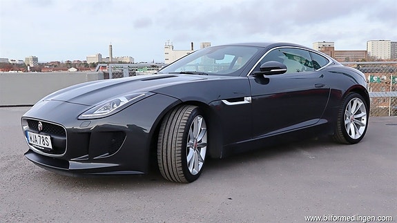 Jaguar F-TYPE 17 of 20