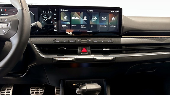 Kia K4 12 of 12