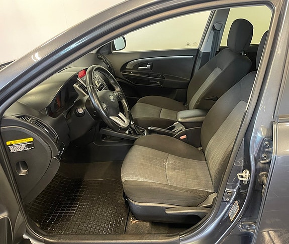 Kia Ceed 9 of 9