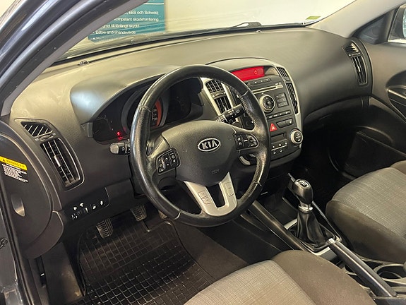 Kia Ceed 5 of 5