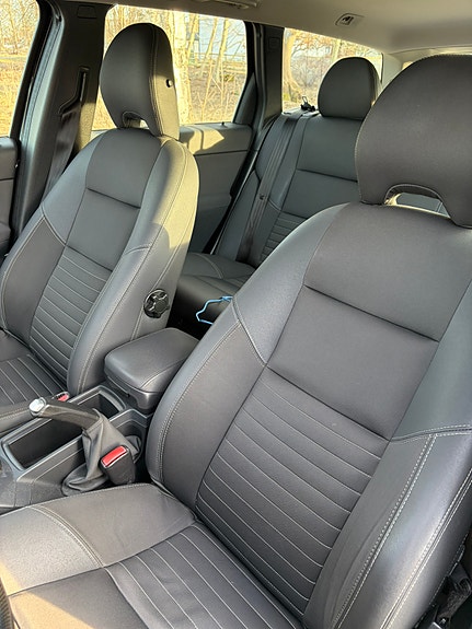 Volvo V50 10 of 14