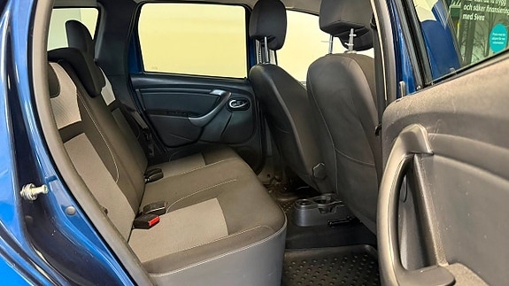 Dacia Duster 10 of 13