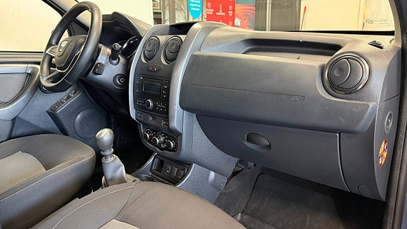 Dacia Duster 9 of 13