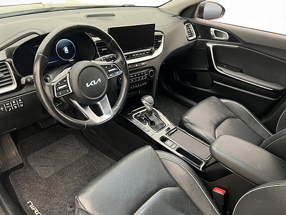 Kia Ceed 12 of 30