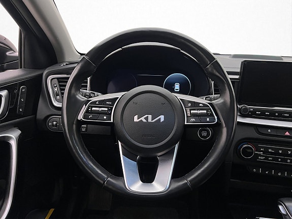 Kia Ceed 14 of 30