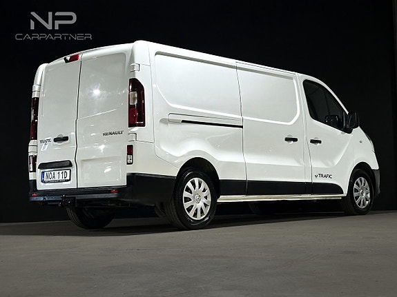 Renault Trafic 4 of 5