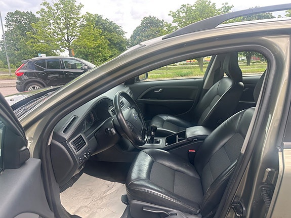 Volvo V70 5 of 5