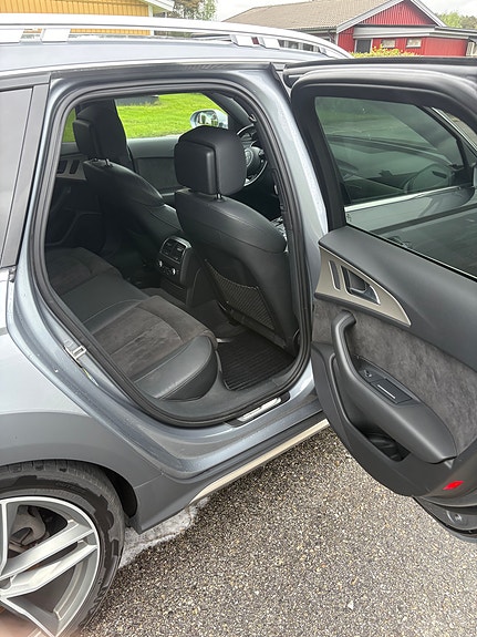 Audi A6 allroad 11 of 12