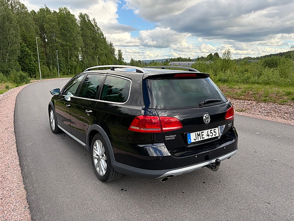 Volkswagen Passat Alltrack 5 of 5