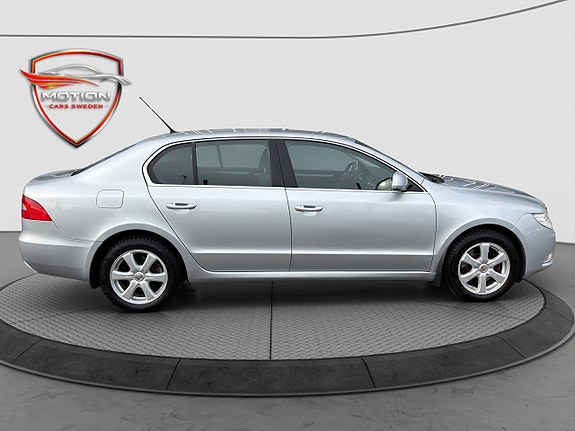Skoda Superb 4 of 5